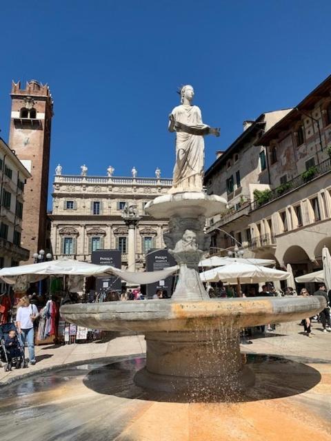 Apartamento Residenza Cappello18 Verona Exterior foto